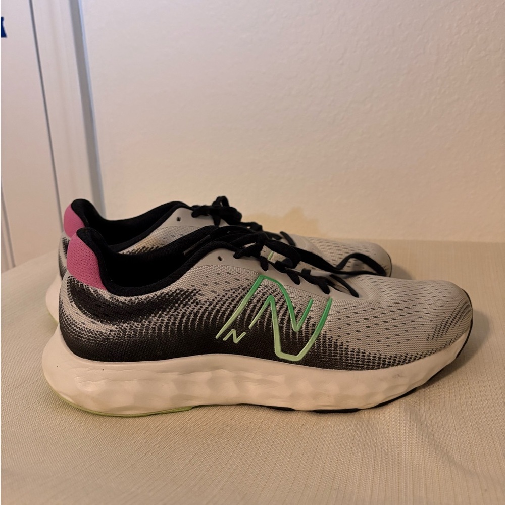 Women’s 9.5 New Balance‎ Black and Gray Sneakers with Pink and Green Accents - Picture 2 of 4